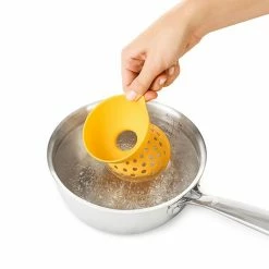 Cheap 🎉 OXO Good Grips 2 Piece Silicone Egg Poaching Set ⭐ -Kitchen Gadgets & Tools Shop 11207000UKEU OXO Good Grips 2 Piece Silicone Egg Poaching Set 2