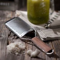 Promo 👍 Microplane Master Series Coarse Grater 🎉 -Kitchen Gadgets & Tools Shop 43300 Microplane Master Series Coarse Grater 600px 3