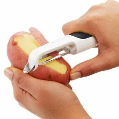 Flash Sale ⭐ Zyliss Smooth Glide Swivel Peeler 🌟 -Kitchen Gadgets & Tools Shop E950017U Zyliss Smooth Glide Swivel Peeler 2